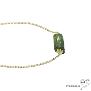 ras de cou choker en plaqué or et pierre semi-précieuse grenat verte réalisé à la main en France