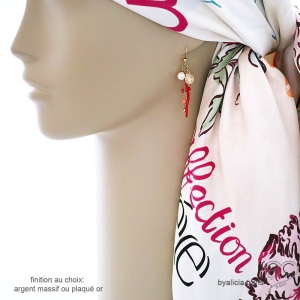 boucles d'oreilles longues en plaqué or ou argent et coraile rouge véritable réalisées à la main en France