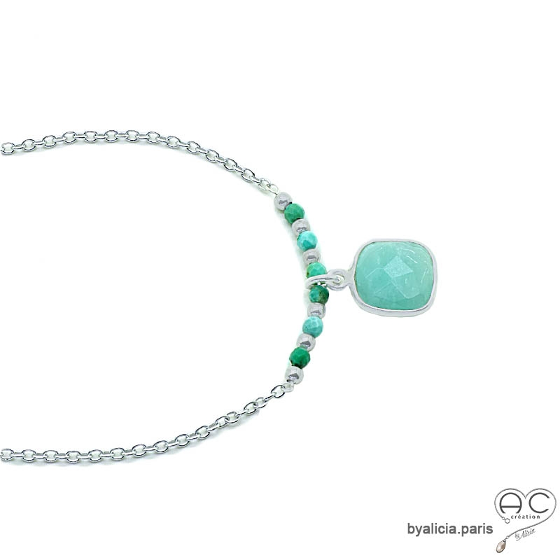 Collier amazonite entouré des petits turquoises sur une chaîne en argent massif, ras de cou, création by Alicia Collier amazonite entouré des petits turquoises sur une chaîne en argent massif, ras de cou, création by Alicia