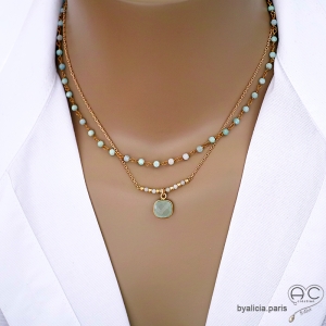 collier artisanal femme en pierre verte et plaqué or