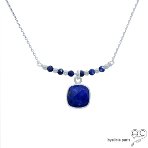 Collier lapis lazuli entouré des petites pierres sur une chaîne en argent massif, ras de cou, création by Alicia