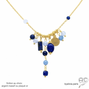Collier breloques pierres naturelles bleues en plaqué or – Lapis lazuli et calcédoine bleue – By Alicia Paris