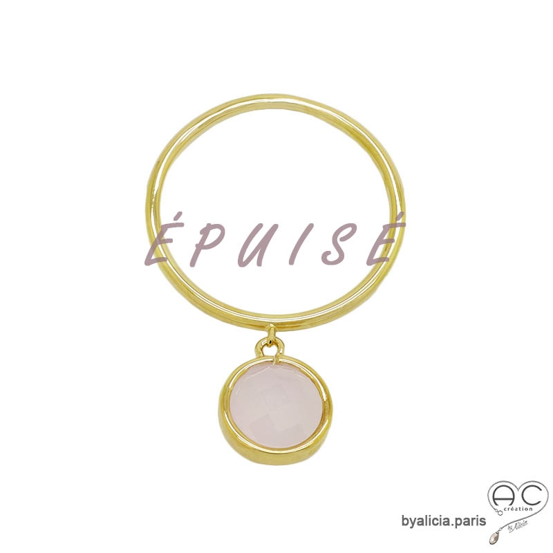 Bague, pampille en calcédoine rose sur l'anneau fin en plaque or, empilable, femme
