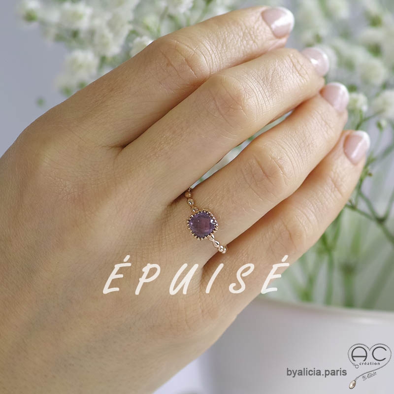 Bague petit carré en améthyste violet, pierre semi-précieuse et plaqué or, femme