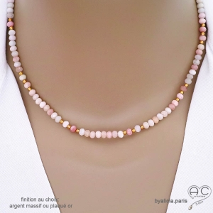 Collier opale rose, finition en plaqué or ou argent, fait main création by Alicia