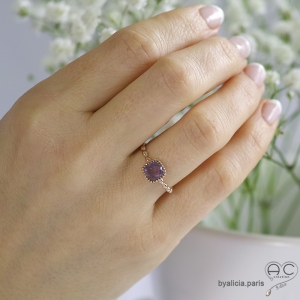Bague petit carré en améthyste violet, pierre semi-précieuse et plaqué or, femme