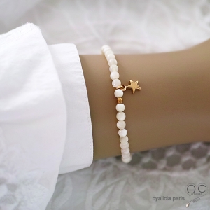 Bracelet nacre blanche et pampille étoile en plaqué or, bohème chic, fait man, création by Alicia