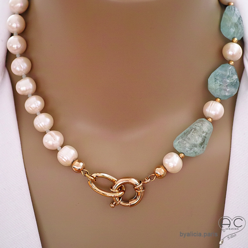 Collier en grosse perle d'eau douce et aigue-marine avec grand fermoir plaqué or, fait main, création by Alicia