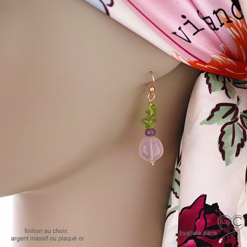 Boucles d'oreilles en calcédoine rose, peridot et rubis, pierres naturelles, fait main, création by Alicia