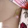 Boucles d'oreilles en calcédoine rose, peridot et rubis, pierres naturelles, fait main, création by Alicia