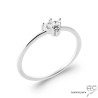 Bague fine avec fleur en zirconium brillant et argent massif rhodié, empilable, femme