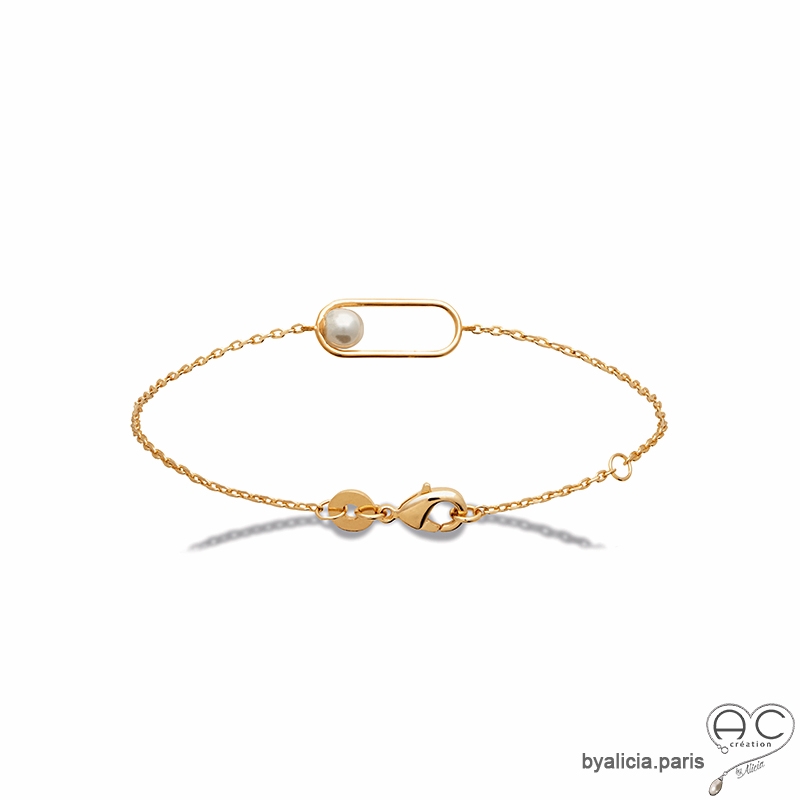 Bracelet fin avec ovale en plaqué or et perle nacrée