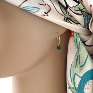 petites créoles en argent massif avec agate verte pierre naturelle fait main